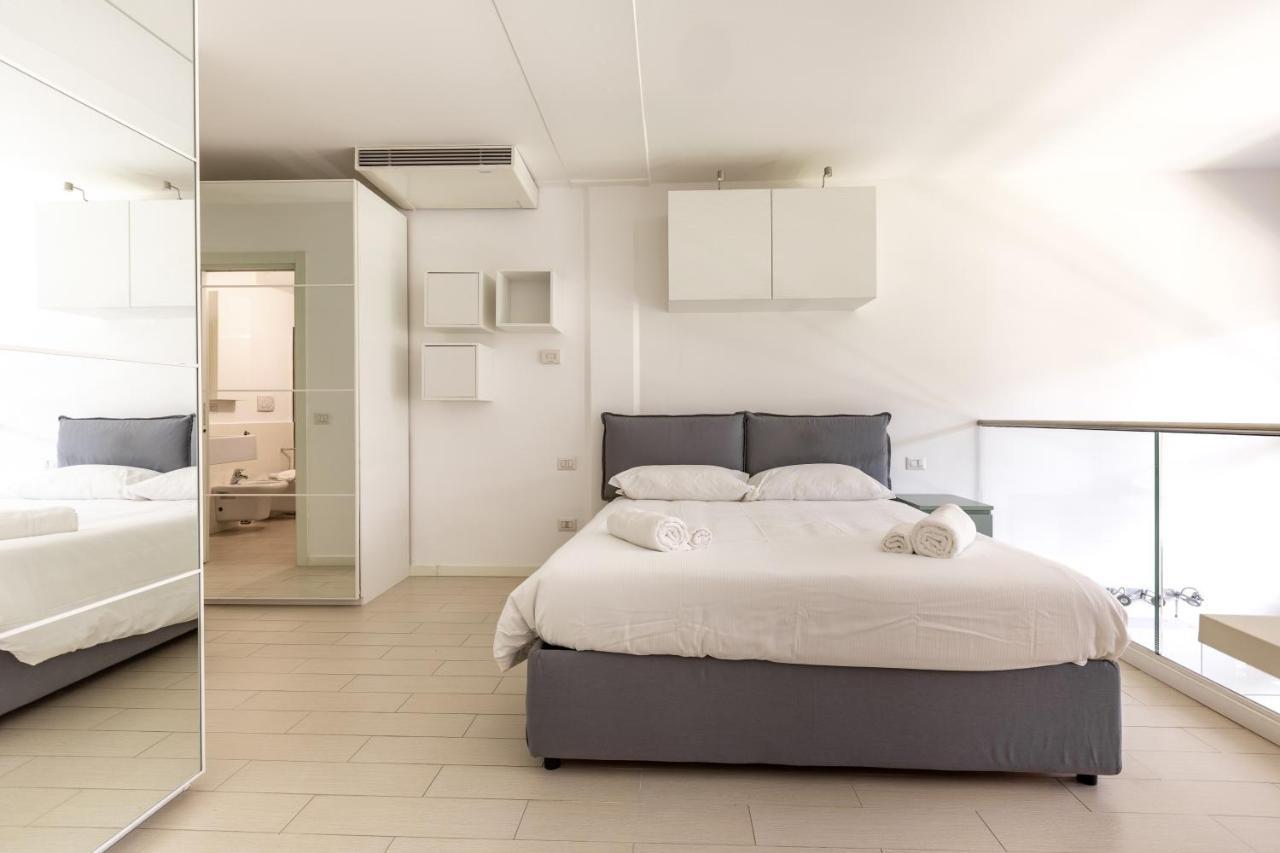 Elegant Loft With Balcony! Leilighet Milano Eksteriør bilde