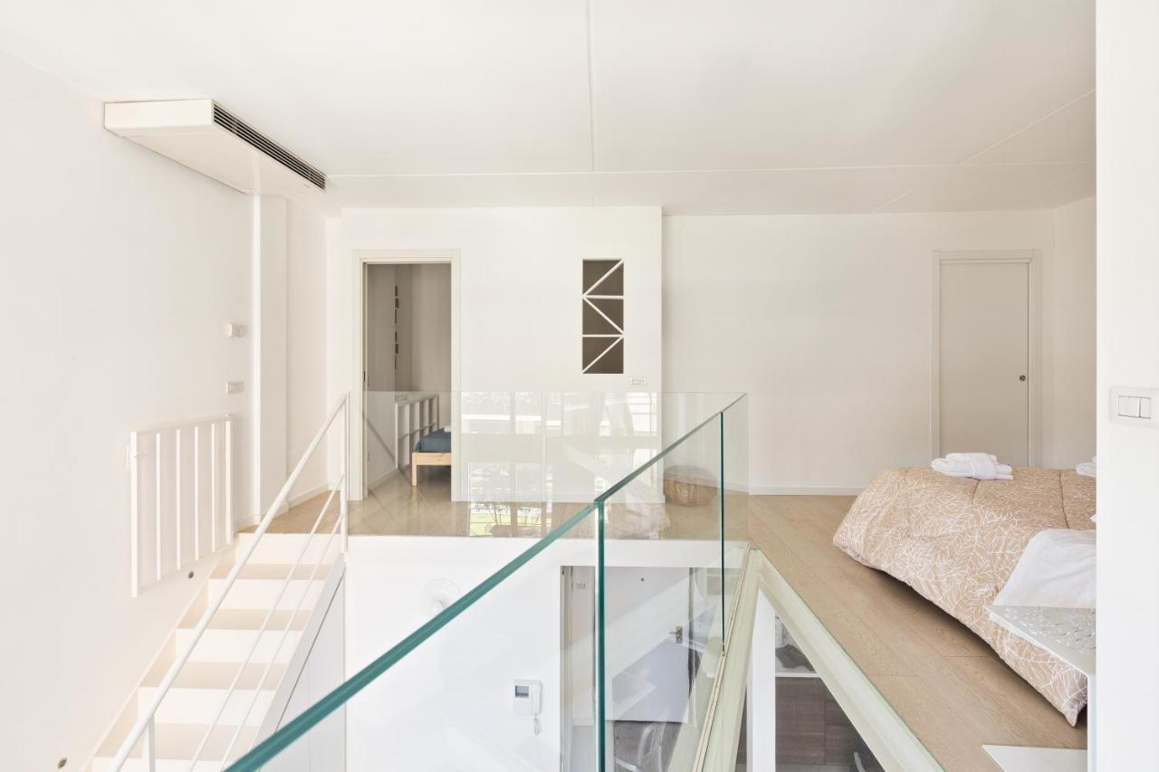 Elegant Loft With Balcony! Leilighet Milano Eksteriør bilde